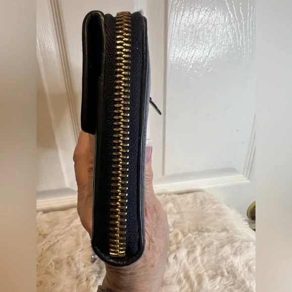 CHLOE VINTAGE ELISE BLUE LEATHER ZIP WALLET - Picture 5 of 16